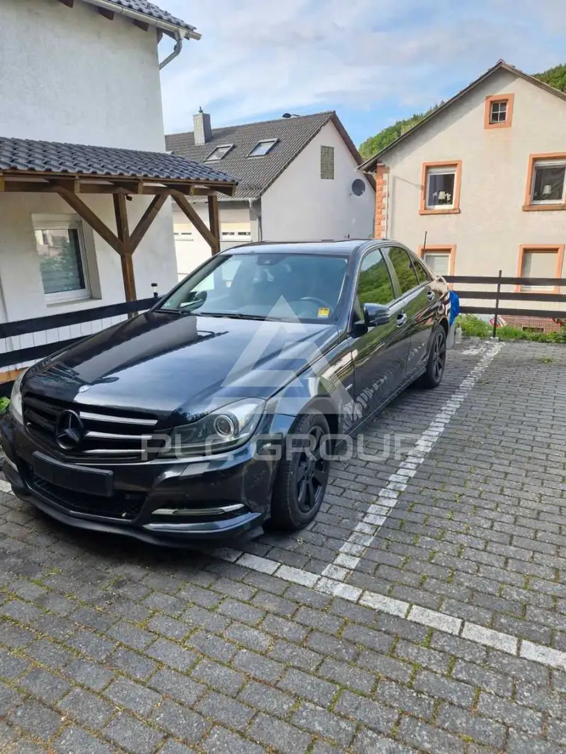 2011 Mercedes Benz C 220