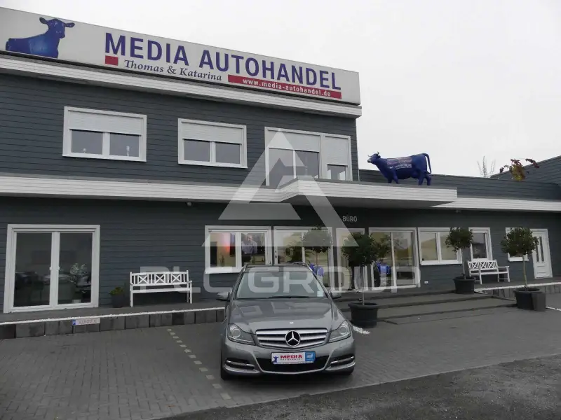 2011 Mercedes Benz C 220