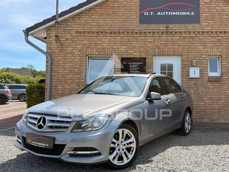2011 Mercedes Benz C 220