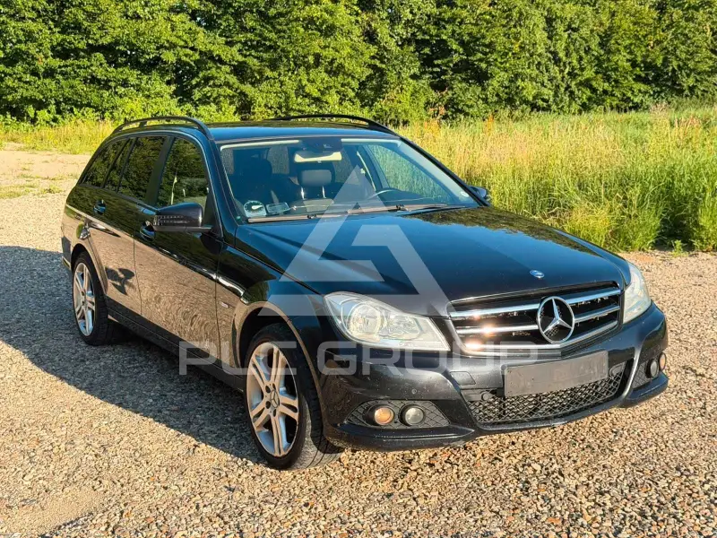 2011 Mercedes Benz C 220