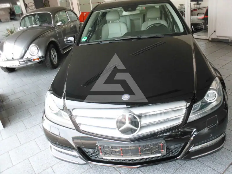 2011 Mercedes Benz C 220