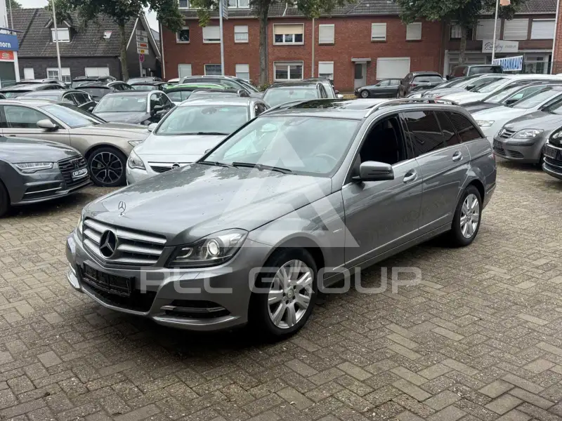 2011 Mercedes Benz C 220