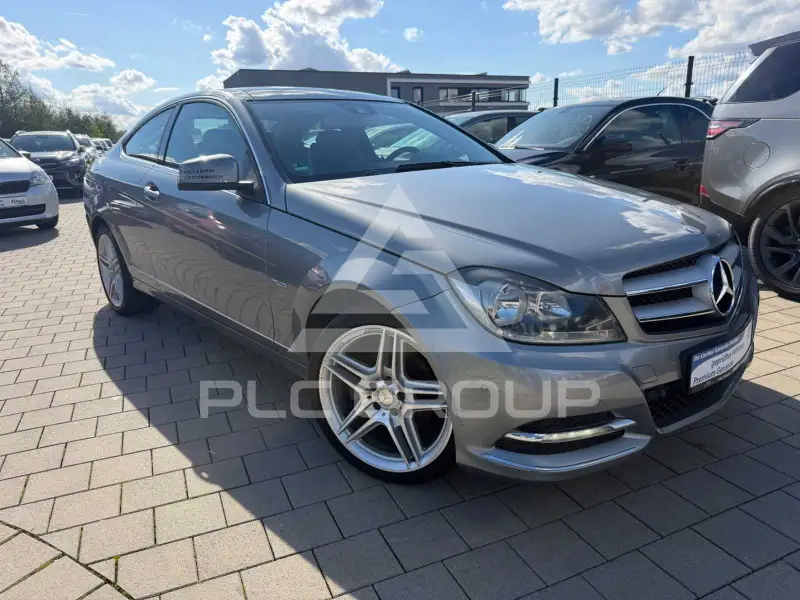 2011 Mercedes Benz C 220