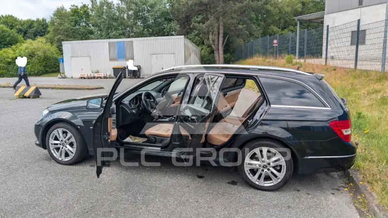 2011 Mercedes Benz C 220