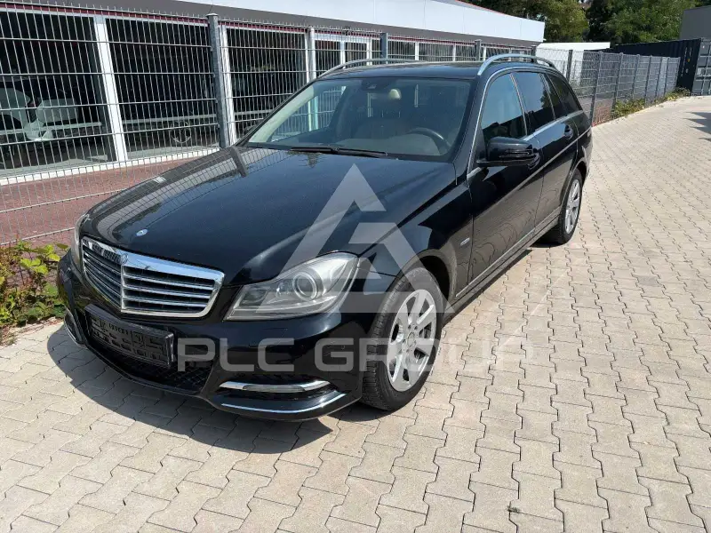 2011 Mercedes Benz C 220