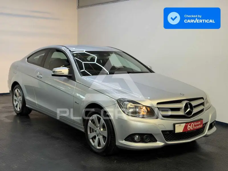 2011 Mercedes Benz C 220