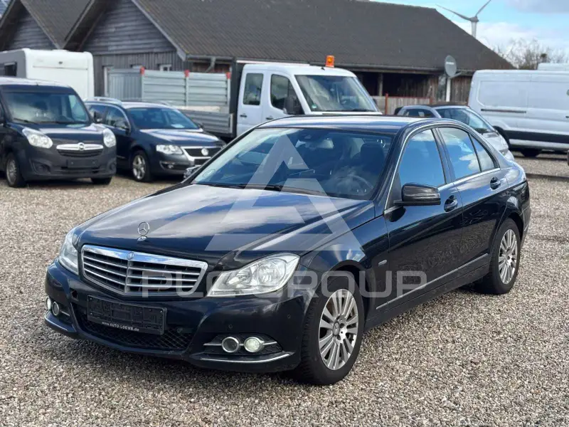 2011 Mercedes Benz C 220