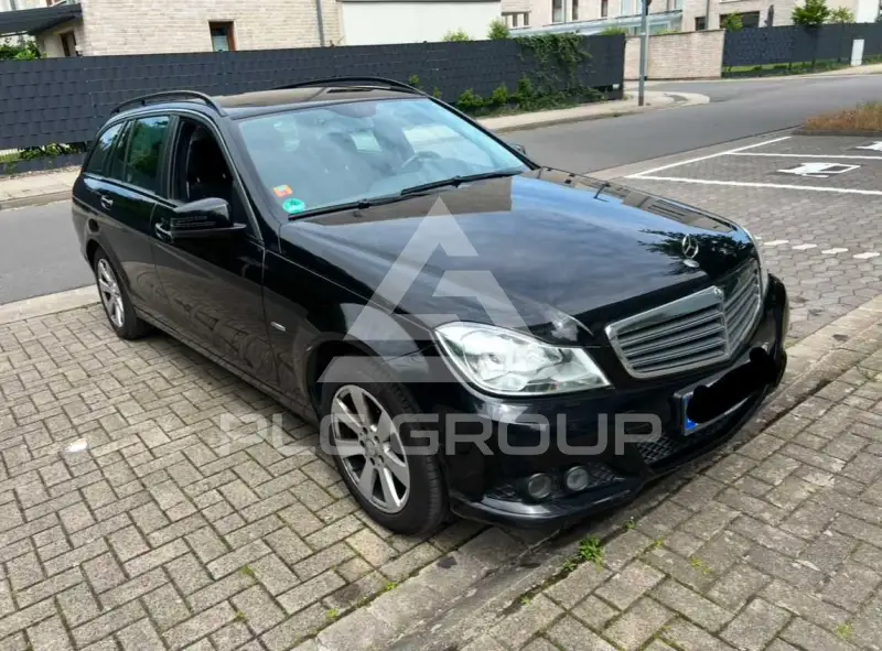 2011 Mercedes Benz C 220