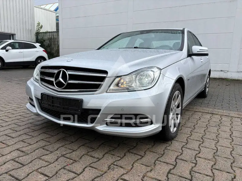 2011 Mercedes Benz C 220