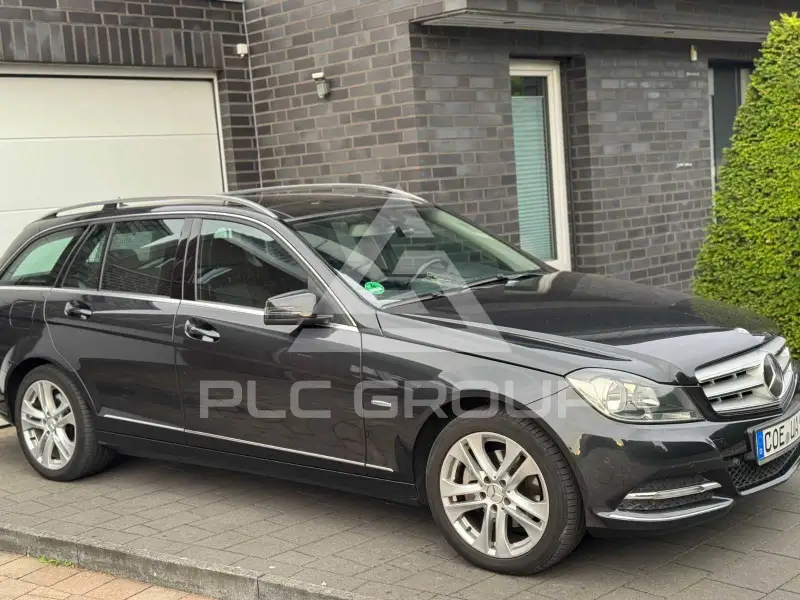 2011 Mercedes Benz C 220