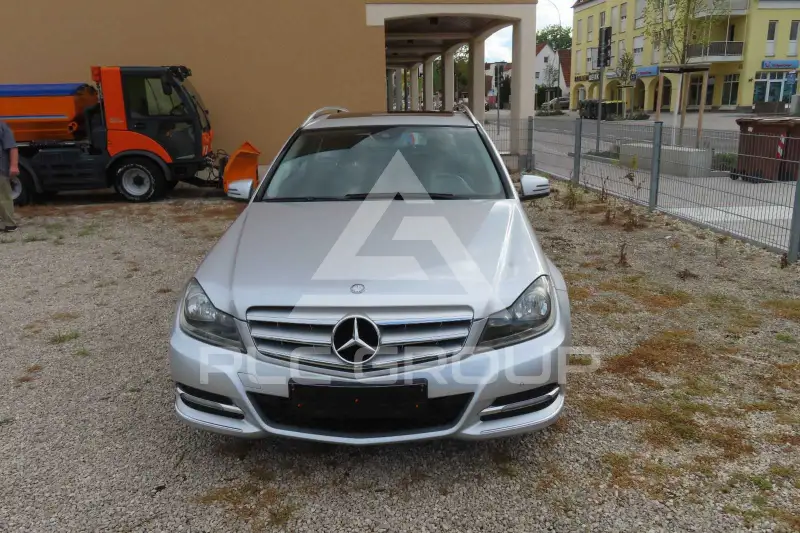 2011 Mercedes Benz C 220