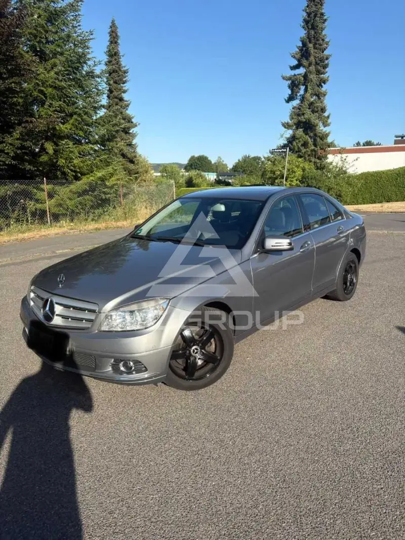 2011 Mercedes Benz C 220