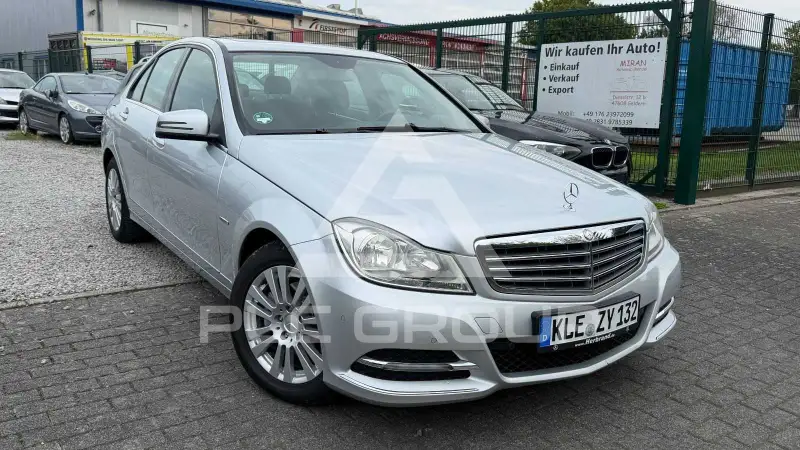 2011 Mercedes Benz C 220