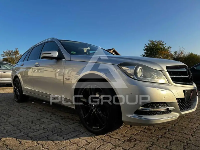 2011 Mercedes Benz C 220