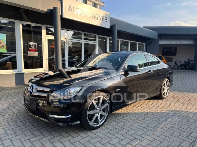 2011 Mercedes Benz C 220