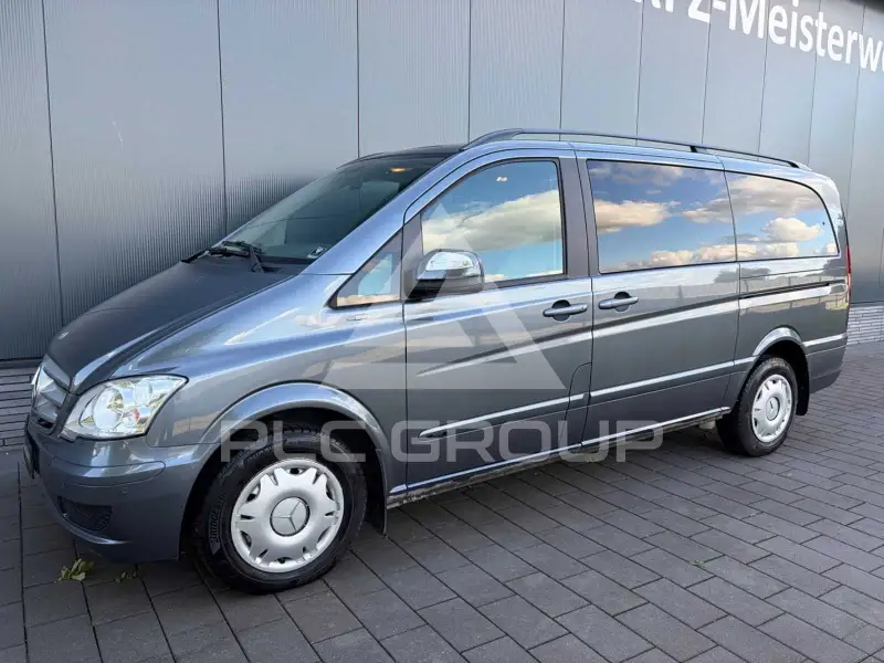 2011 Mercedes Benz Viano