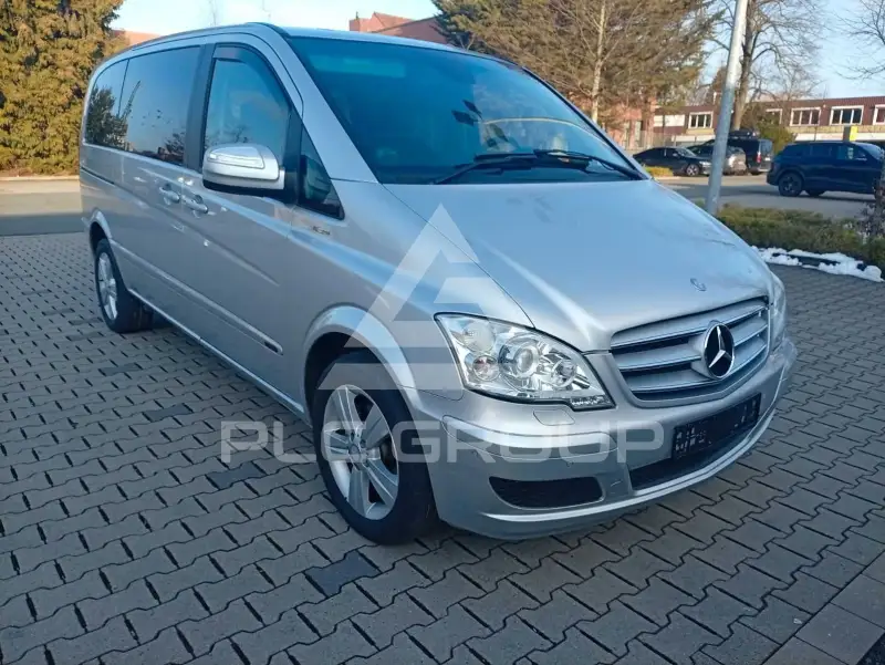 2011 Mercedes Benz Viano