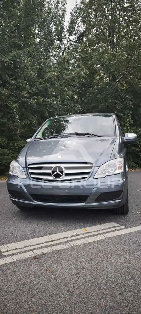 2011 Mercedes Benz Viano