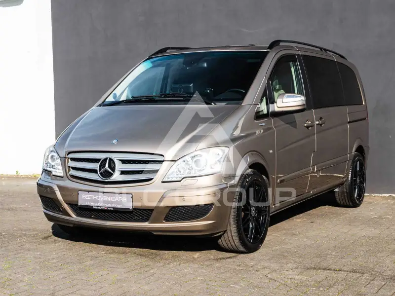 2011 Mercedes Benz Viano