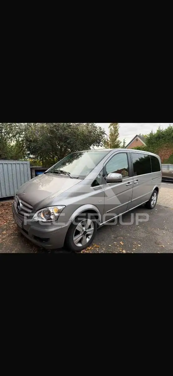 2011 Mercedes Benz Viano