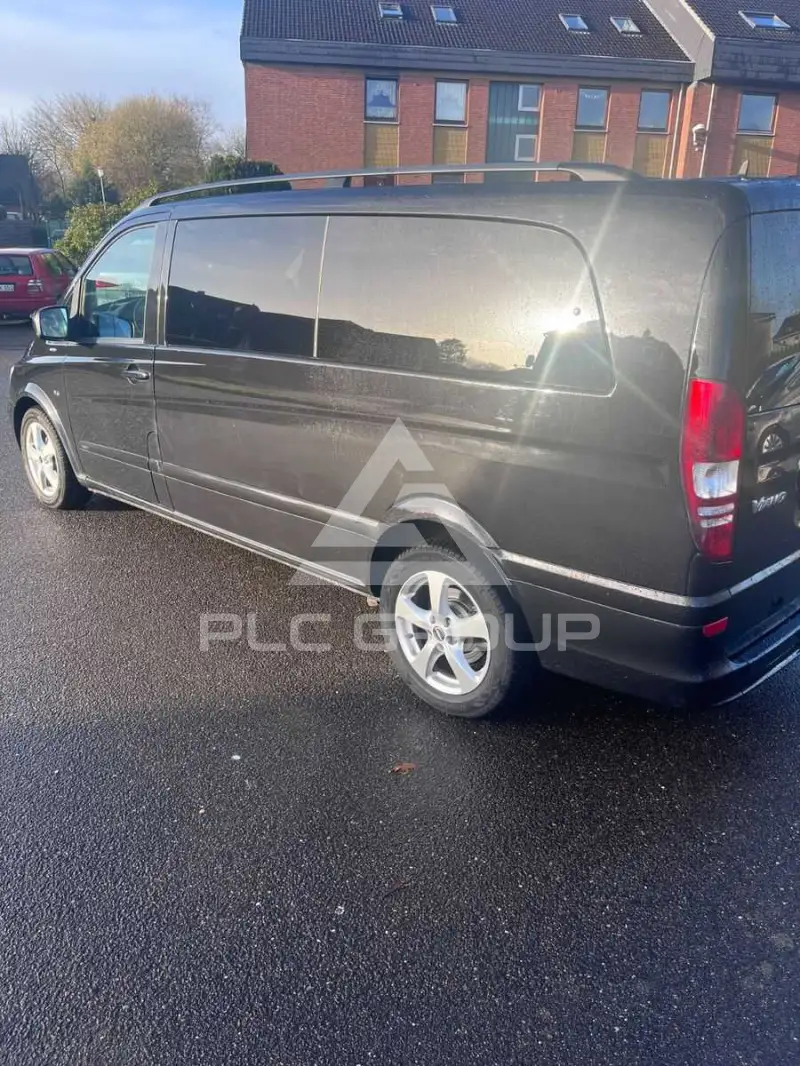 2011 Mercedes Benz Viano
