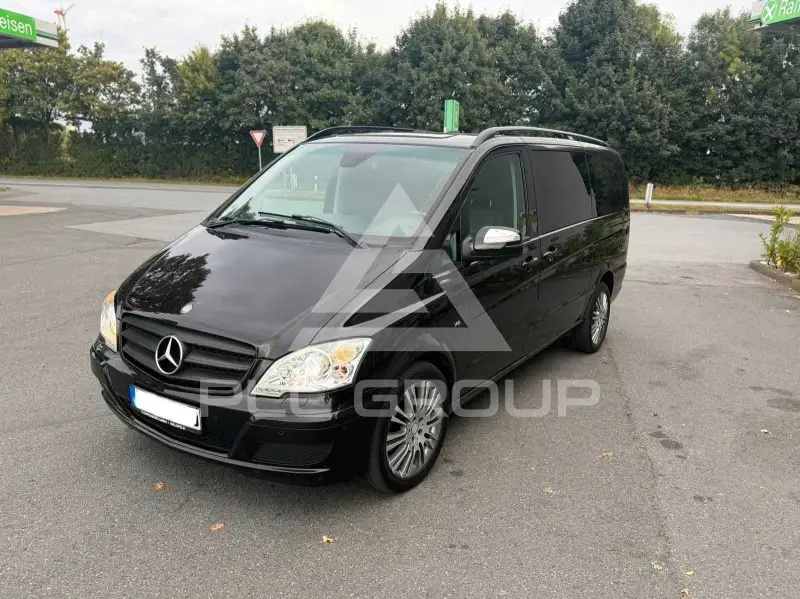 2011 Mercedes Benz Viano