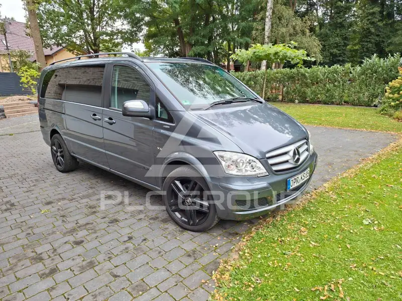 2011 Mercedes Benz Viano