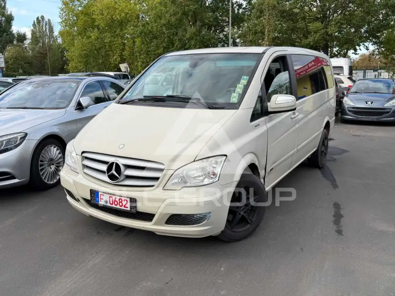 2011 Mercedes Benz Viano