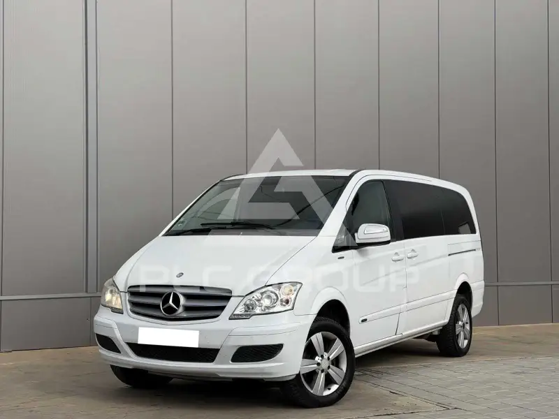 2011 Mercedes Benz Viano