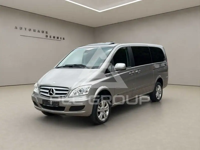 2011 Mercedes Benz Viano