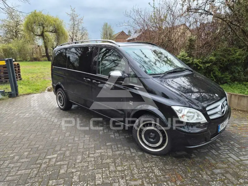 2011 Mercedes Benz Viano