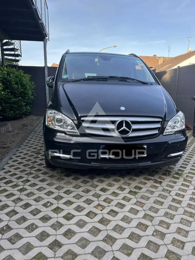 2011 Mercedes Benz Viano