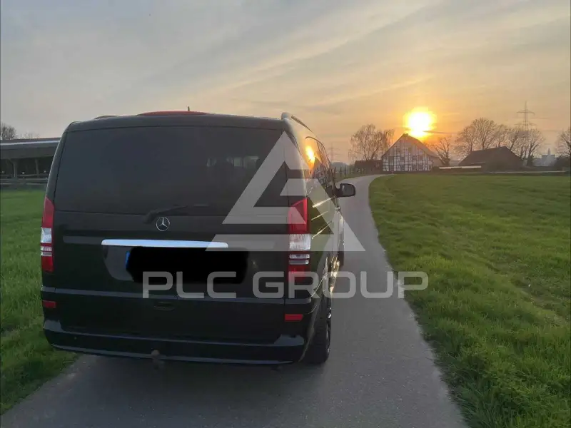 2011 Mercedes Benz Viano