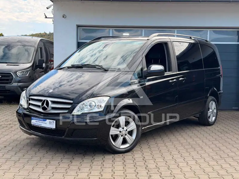 2011 Mercedes Benz Viano