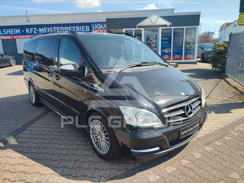 2011 Mercedes Benz Viano