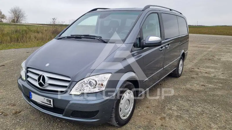 2011 Mercedes Benz Viano