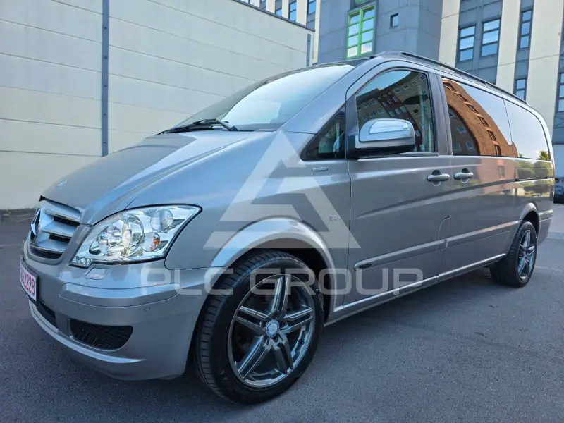 2011 Mercedes Benz Viano