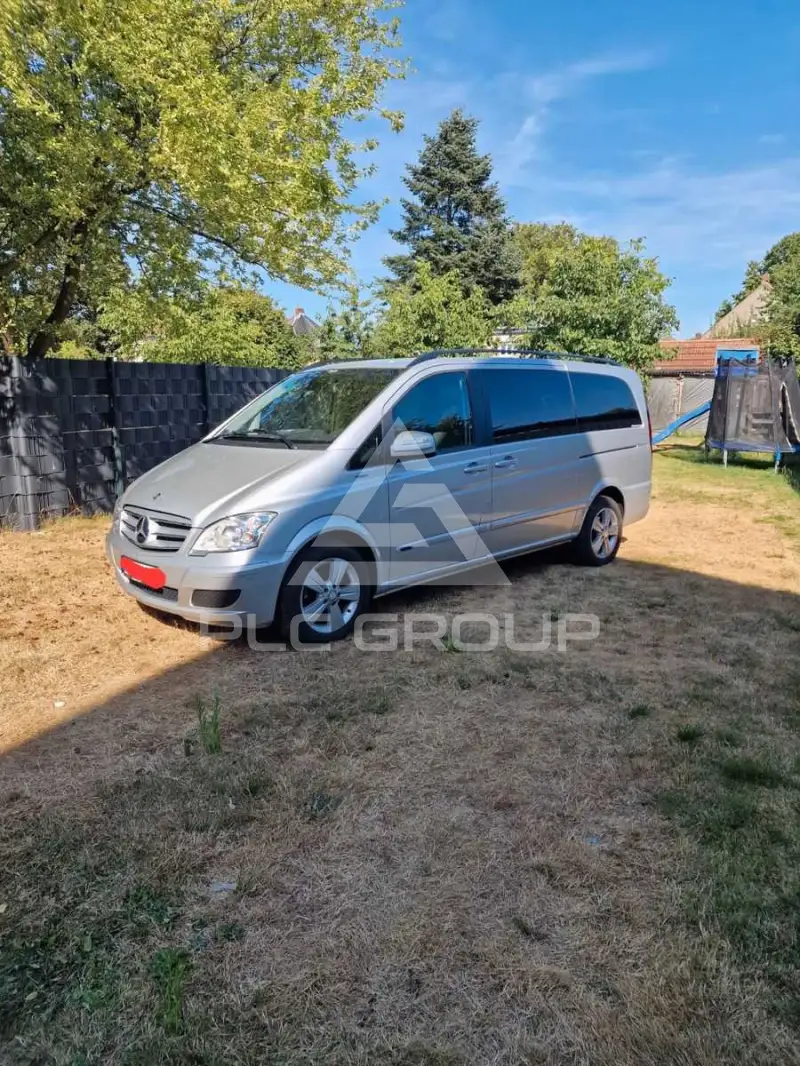 2011 Mercedes Benz Viano