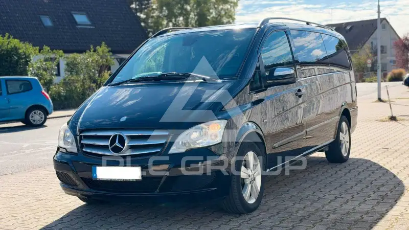2011 Mercedes Benz Viano