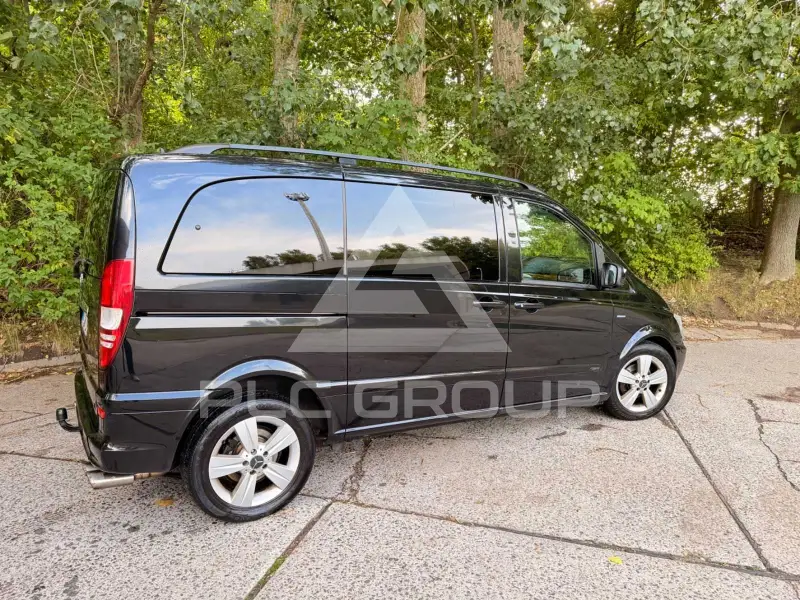2011 Mercedes Benz Viano