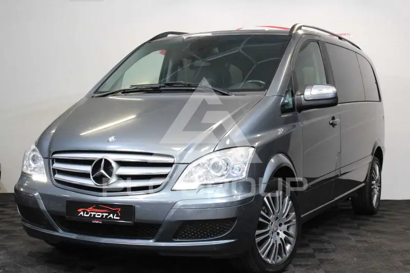 2011 Mercedes Benz Viano