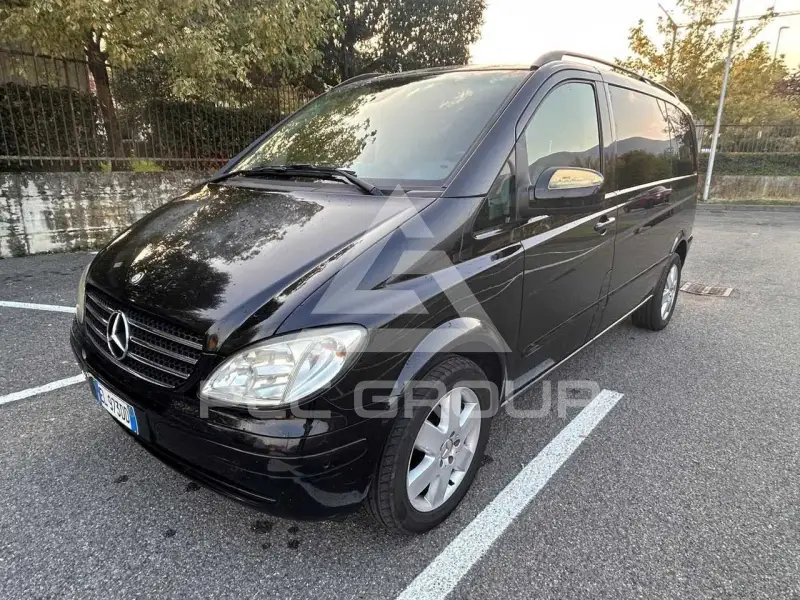 2011 Mercedes Benz Viano