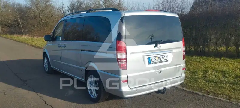 2011 Mercedes Benz Viano
