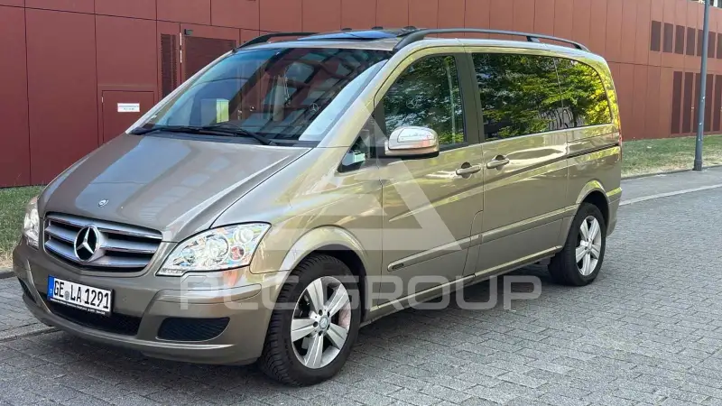 2011 Mercedes Benz Viano