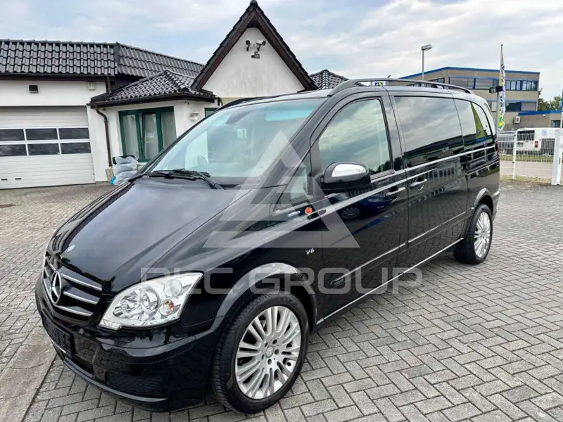 2011 Mercedes Benz Viano