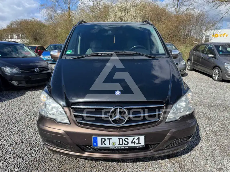 2011 Mercedes Benz Viano