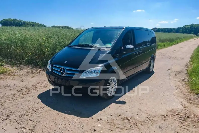 2011 Mercedes Benz Viano