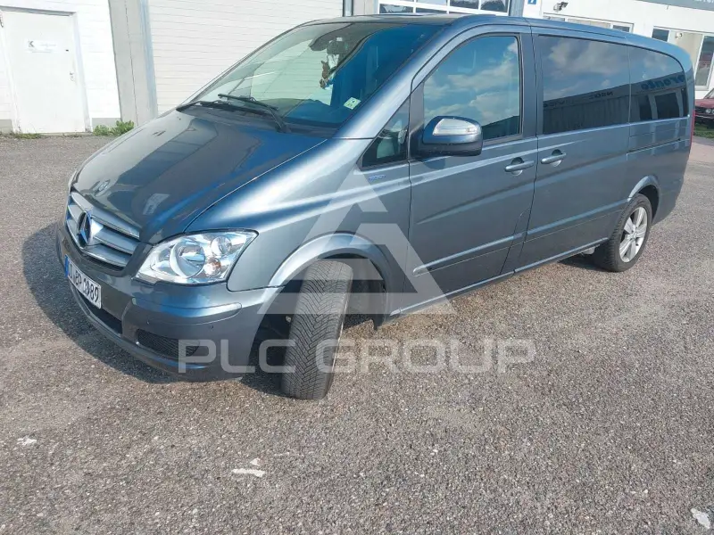 2011 Mercedes Benz Viano