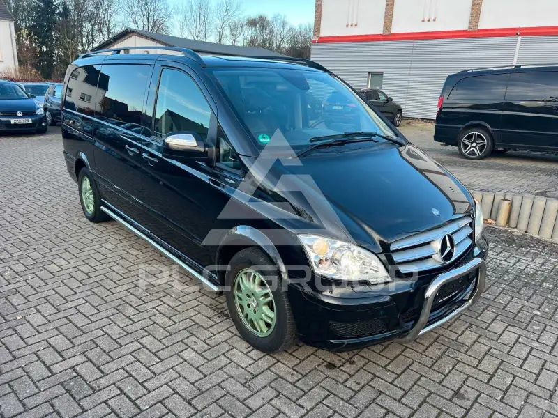 2011 Mercedes Benz Viano