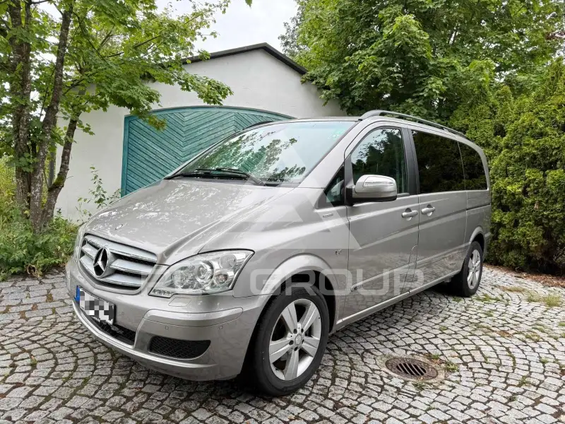 2011 Mercedes Benz Viano